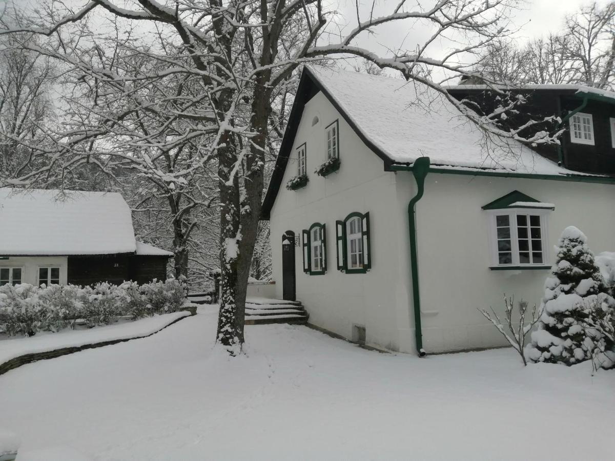 Landsitz Oberhof Petit Hotel Muggendorf  Exterior photo